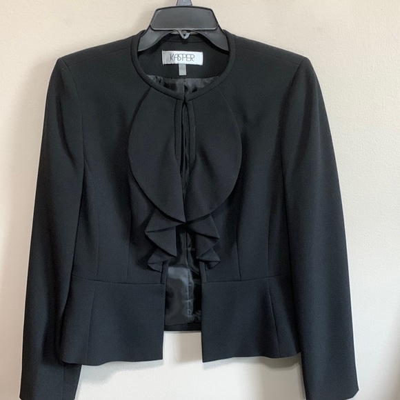 Kasper Jackets & Blazers - Kasper black knit peplum style suit jacket w ruffled front, sz4